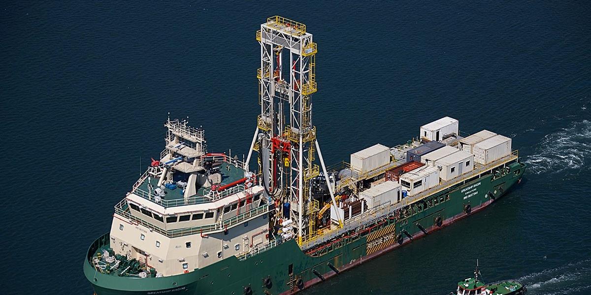 120 MT Rated Pull Drill String Heave Compensation System — vessel-mounted drill rig (Geoquip Marine AG, 2014)