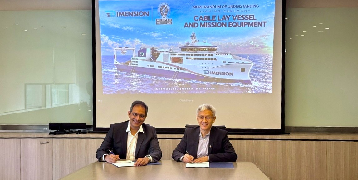 Anuj Choudhary (Dimension Consultants) and Drago Pinteric (Bureau Veritas) sign the MOU in Singapore