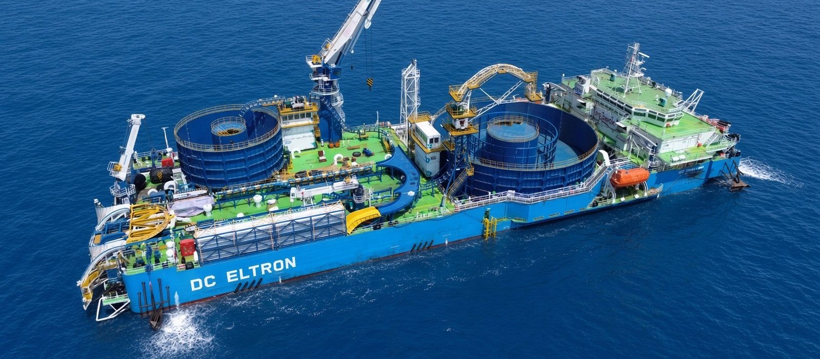 DC Eltron (ex-SFE Adventurer) — DP2 dual-carousel cable lay barge